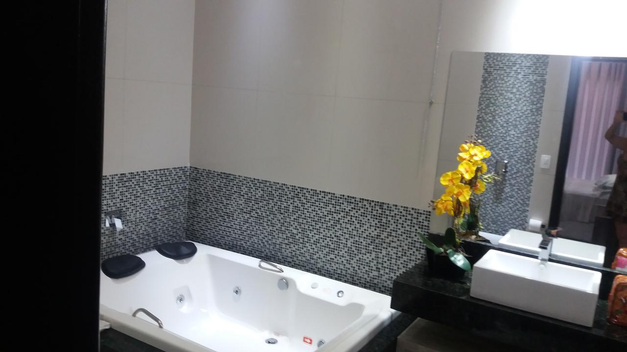 Vitor Hotel Chapadao do Ceu Exterior photo